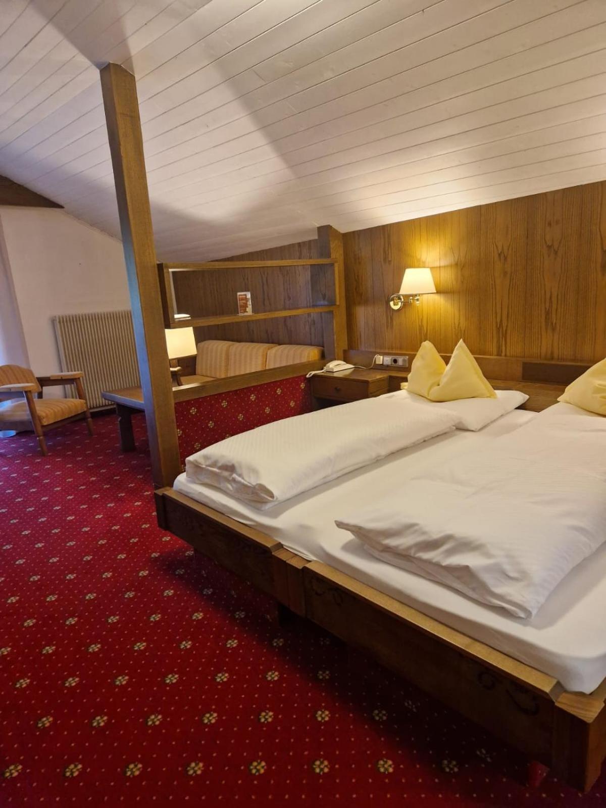 Hotel Am Wolfgrubenersee Soprabolzano Exterior photo